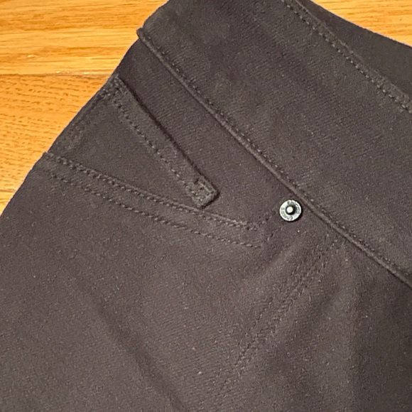 Chico's Sleek Black Jegging Jeans - Picture 4 of 7